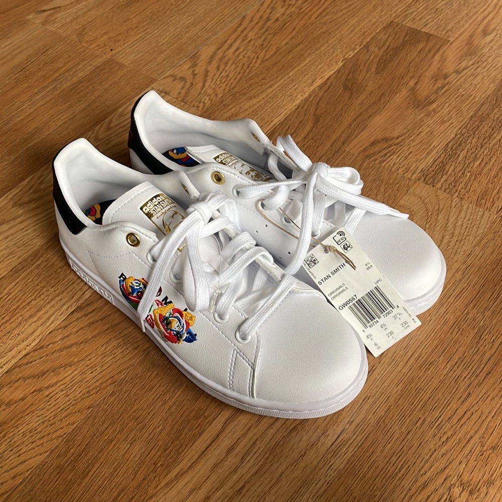 + ADIDAS + Rich Mnisi Stan Smith Shoes - Picture 6 of 9